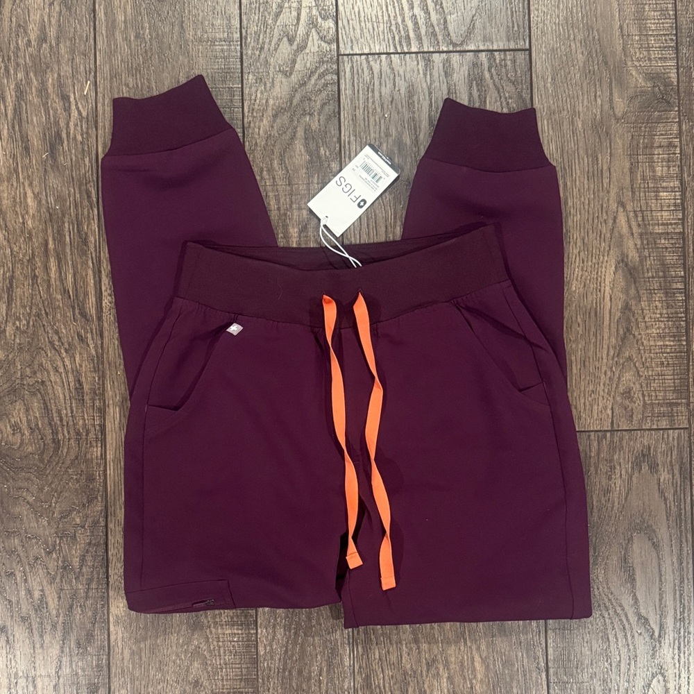 Figs Burgundy joggers XSP